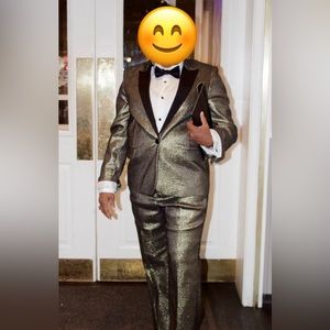 ZADIG & VOLTAIRE gold and black suit. Women’s L.